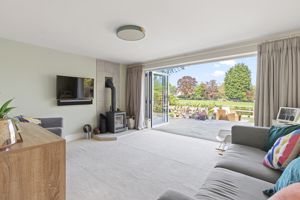 Photo 16- click for photo gallery